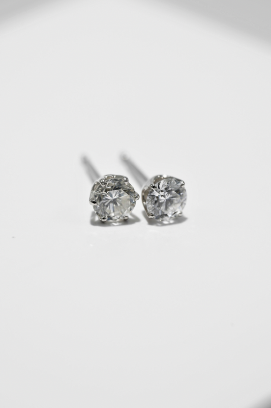 Diamond Pierce